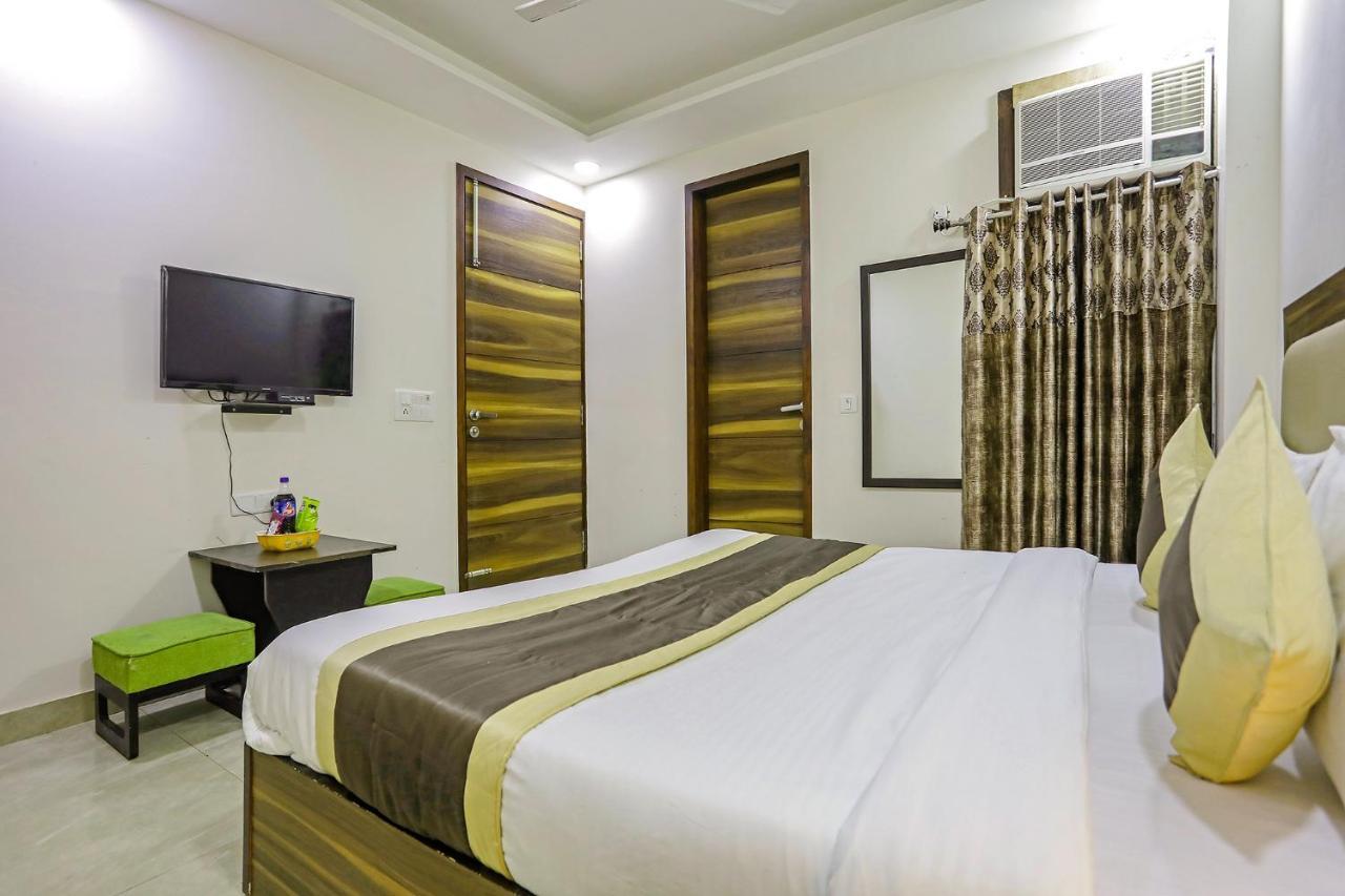 דלהי Fabhotel White House Bnb - Nr Yashobhoomi Convention Centre מראה חיצוני תמונה